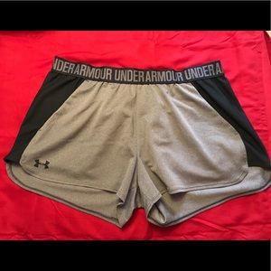 Under Armour shorts🌟